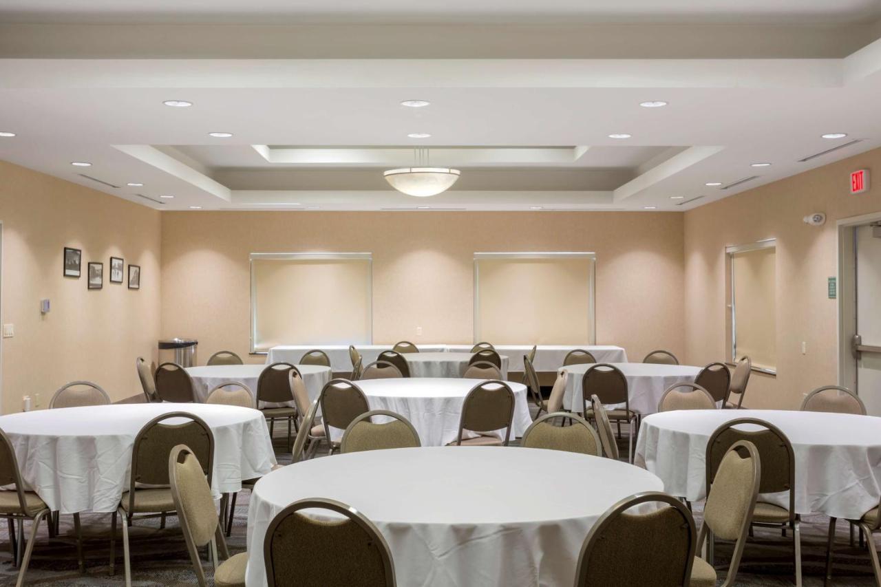 Best Western Plus Fossil Country Inn & Suites Kemmerer Exterior photo